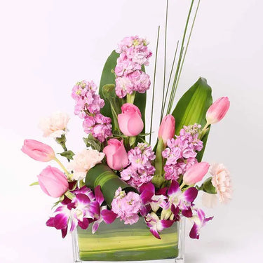Pretty Lady: Elegance in a Vase Arrangement